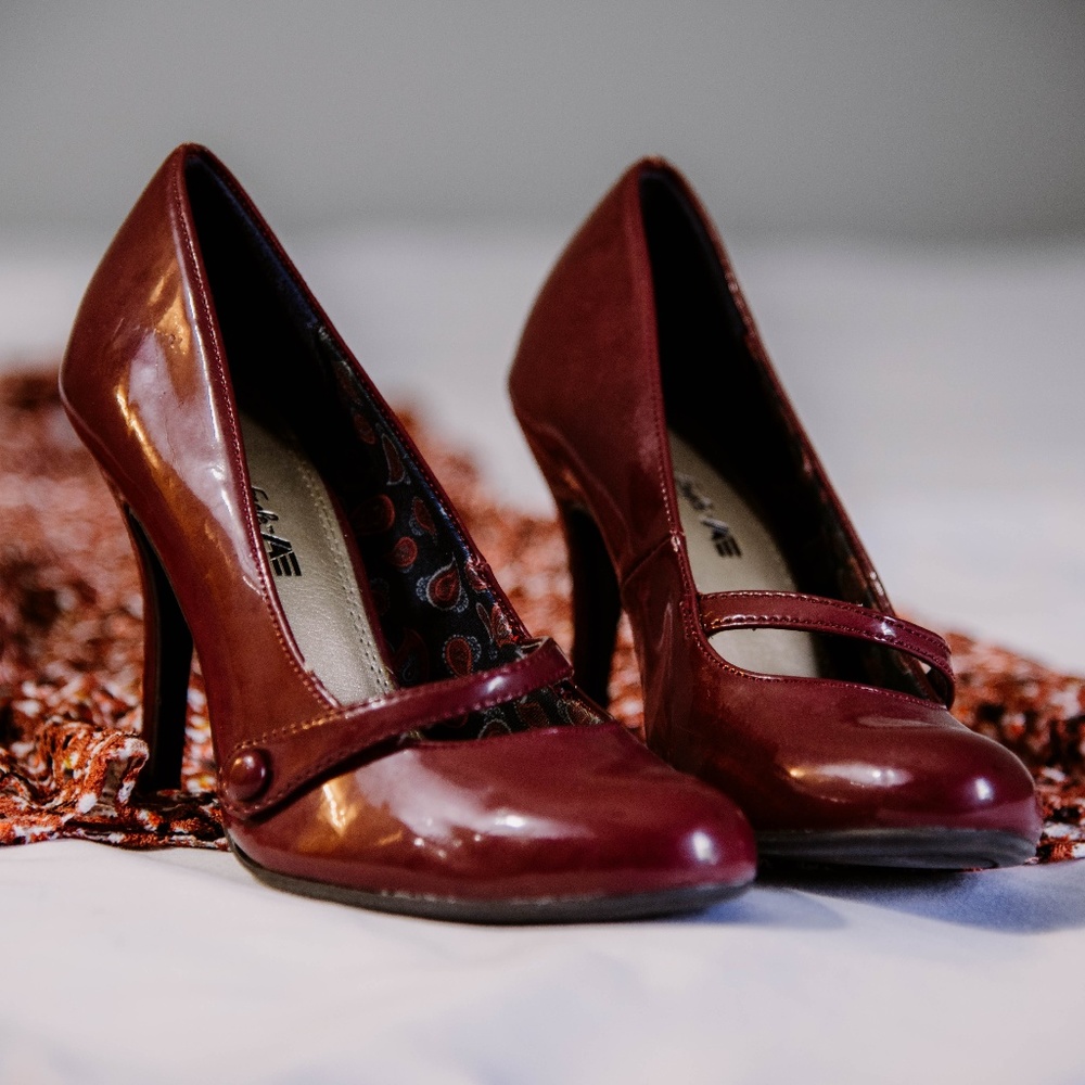 American Eagle Baby Doll Heels